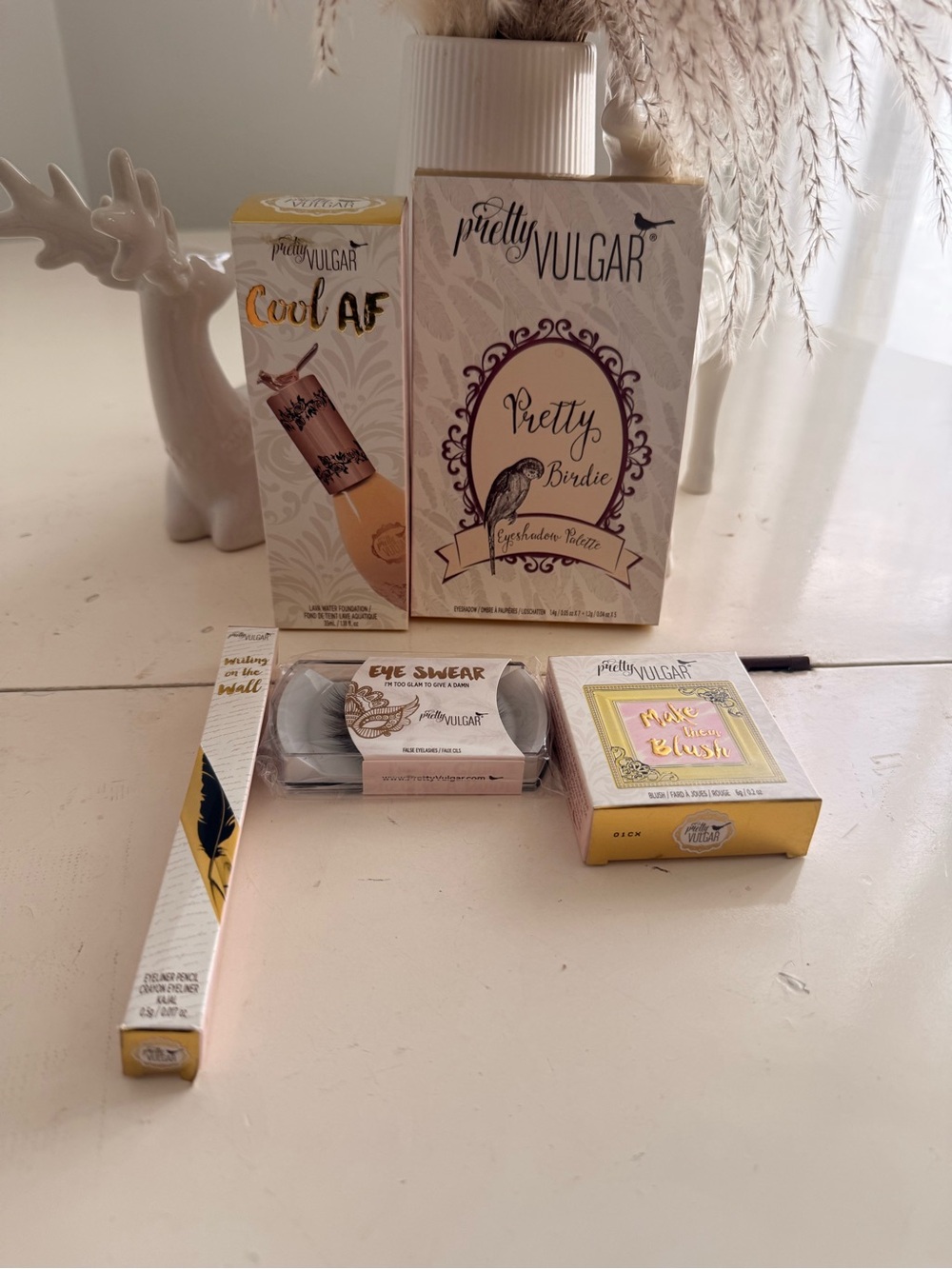 Combo, Pretty Vulgar Eyeshadow & Face Set - Pink, Gold, Cream